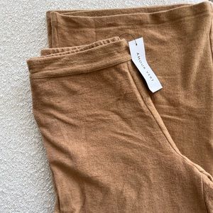 Amour Vert | Eugenia Nouveau Fleece Pants | M | Camel